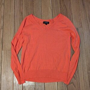 Women's Banana Republic Salmon Pink Long Sleeve Vneck Forever Sweater Size M